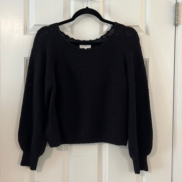 Scallop Neck Black Sweater Pullover - S - Lou&Grey - Picture 1 of 4